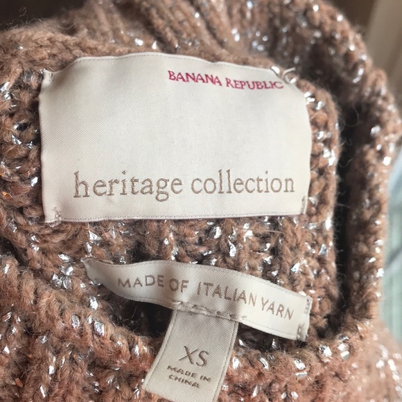 Banana Republic Sweater - Picture 3 of 3